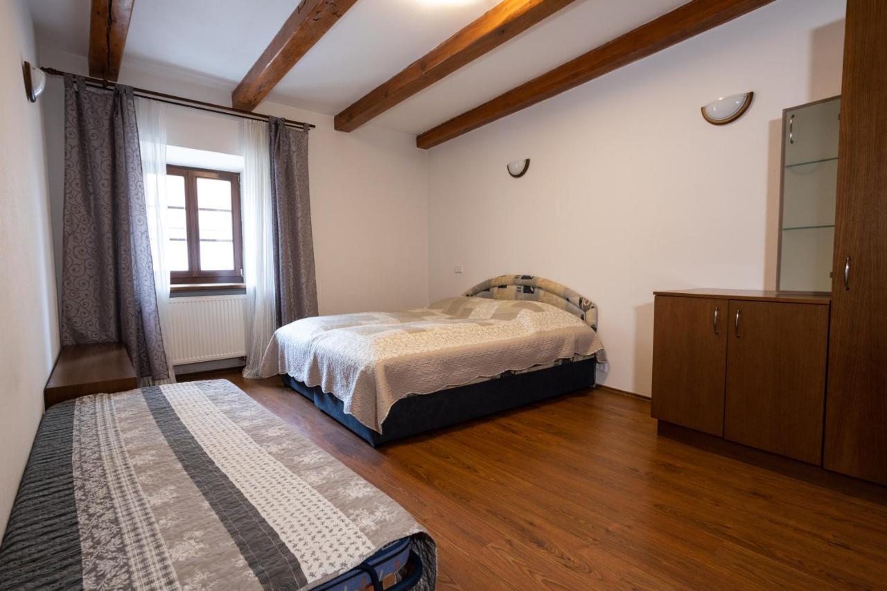 Apartments 3 In The Historic Part Of Znojmo Luaran gambar
