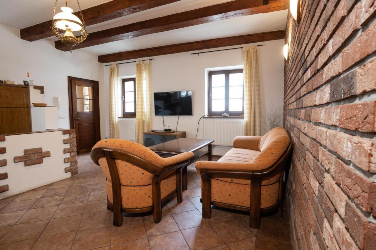 Apartments 3 In The Historic Part Of Znojmo Luaran gambar