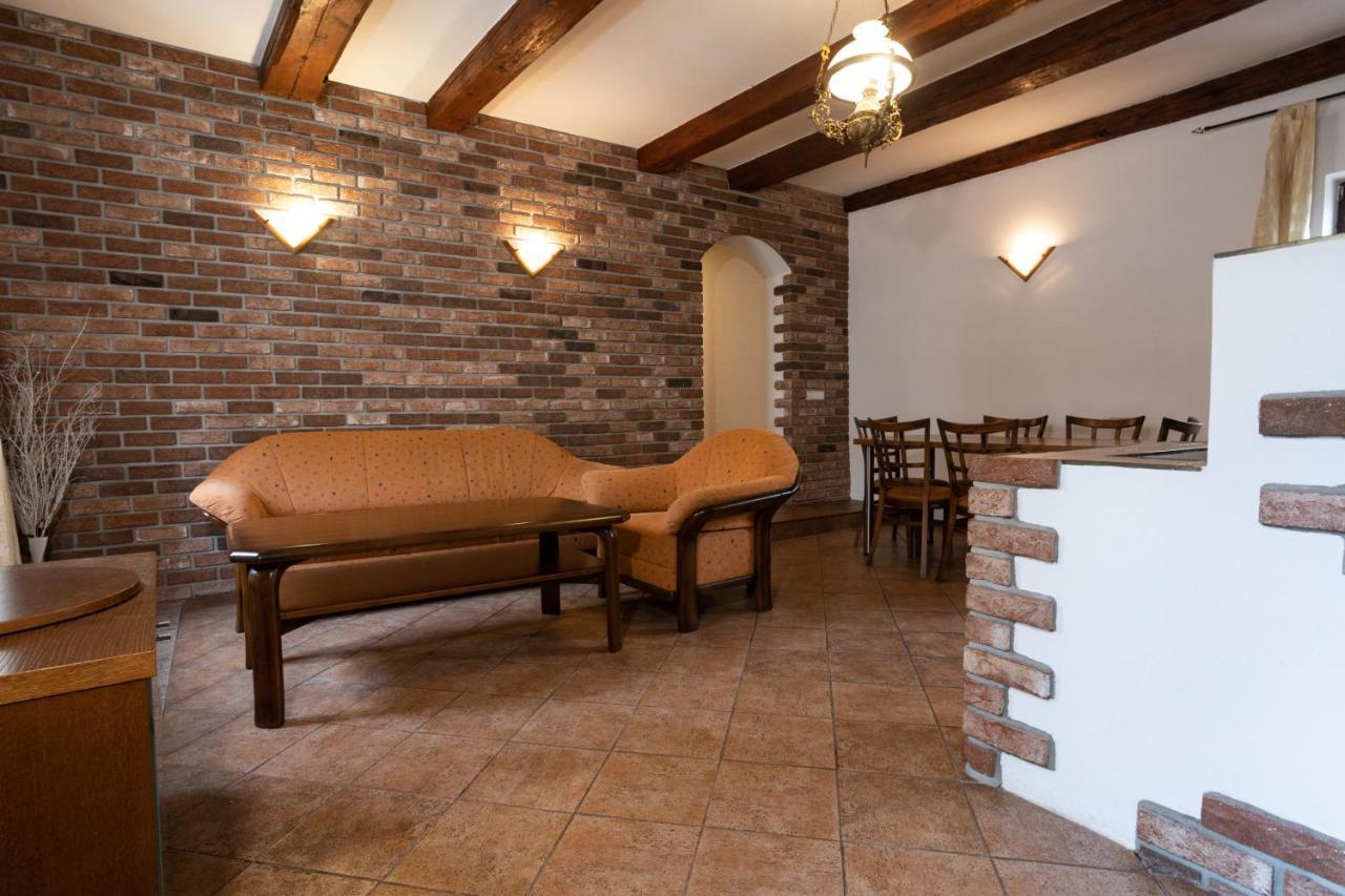 Apartments 3 In The Historic Part Of Znojmo Luaran gambar